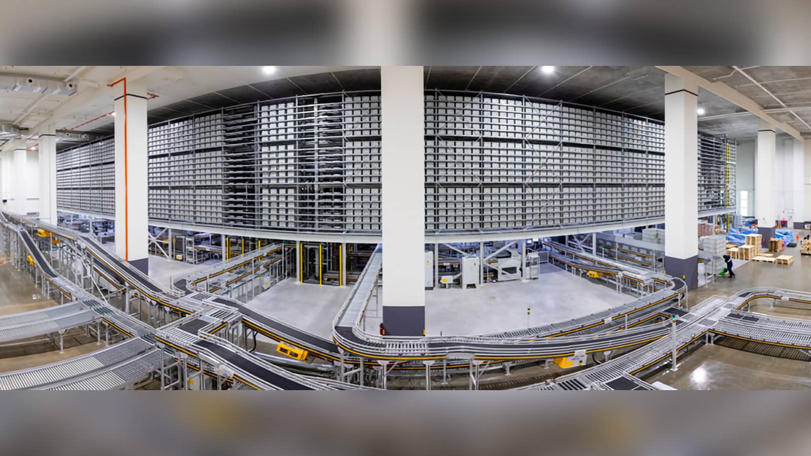 Bolloré Logistics 新加坡的自动化