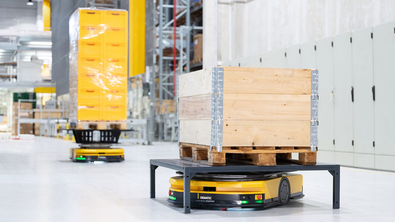 Dematic Pallet AMR